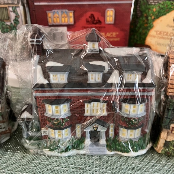 Department 56 Charles Dickens Heritage Village Collection Ornaments Set of 4 - Picture 4 of 13